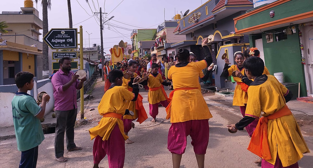ಚಿಕ್ಕಹುಣಸೂರು: ಶಾಲಾ ದಾಖಲಾತಿ ಆಂದೋಲನ