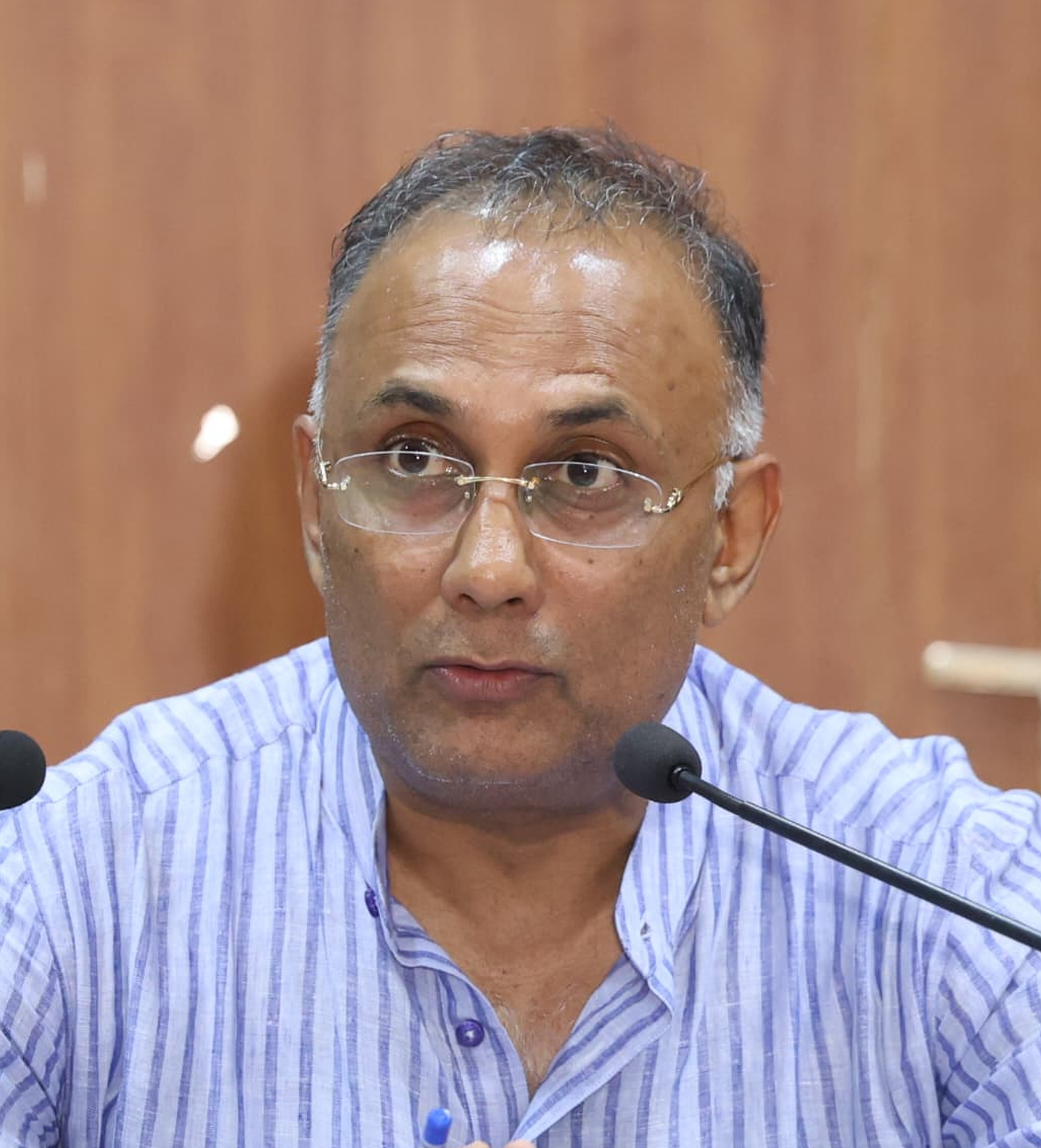 ದಿನೇಶ್ ಗುಂಡೂರಾವ್