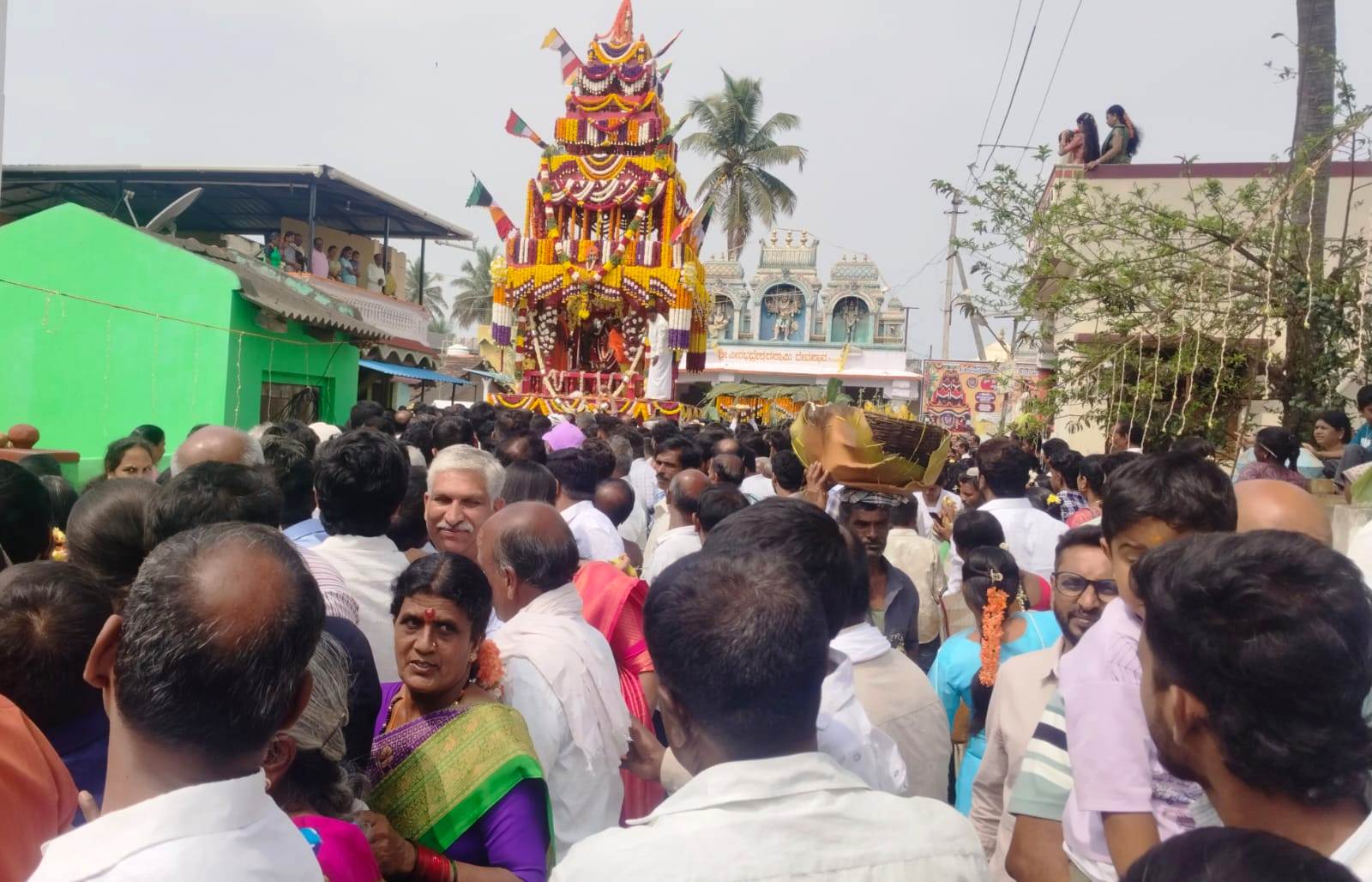 ರಾಮನಾಥಪುರ ಹೋಬಳಿಯ ಕೇರಳಾಪುರದಲ್ಲಿ ಶ್ರೀ ವೀರಭದ್ರೇಶ್ವರಸ್ವಾಮಿ ರಥೋತ್ಸವವು ಭಕ್ತಿಭಾವದಿಂದ ಜರುಗಿತು.