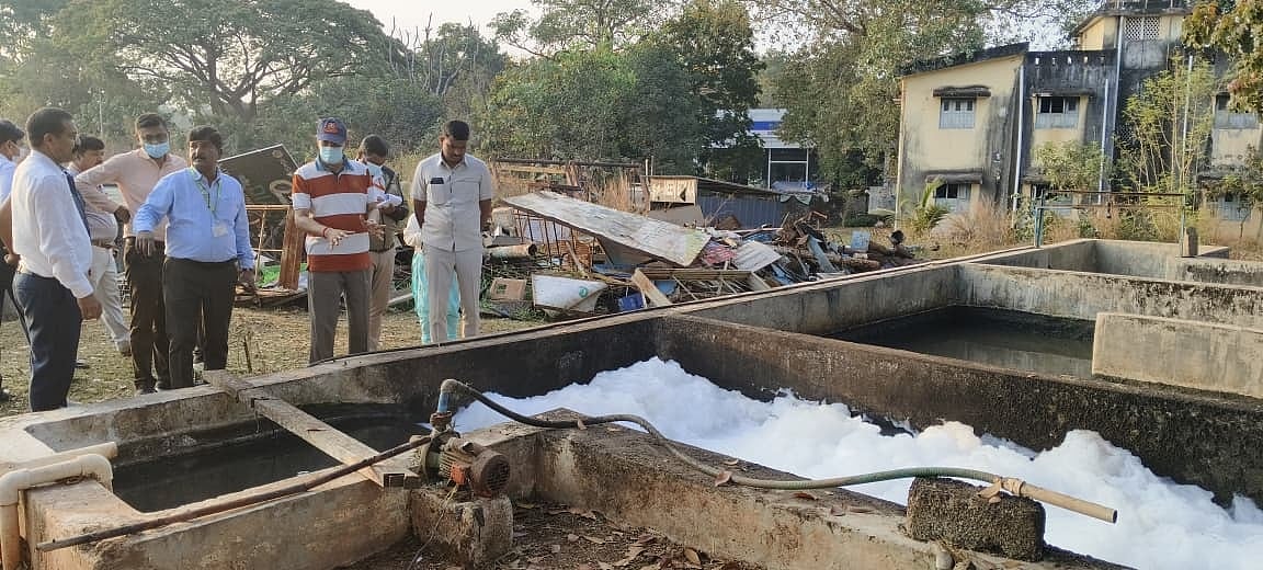 ನಿಟ್ಟೂರು ಕೊಳಚೆ ನೀರು ಶುದ್ಧೀಕರಣ ಘಟಕಕ್ಕೆ ಉಪ ಲೋಕಾಯುಕ್ತರ ಭೇಟಿ:ತೀವ್ರ ಅಸಮಾಧಾನ