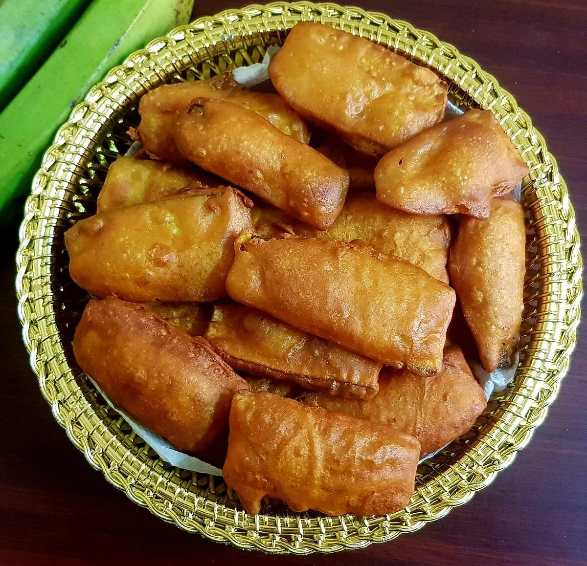 ಹೀಗೆ ಮಾಡಿ.. ಬಲು ರುಚಿಯಾದ ಬಾಳೆಕಾಯಿ ಬಜ್ಜಿ