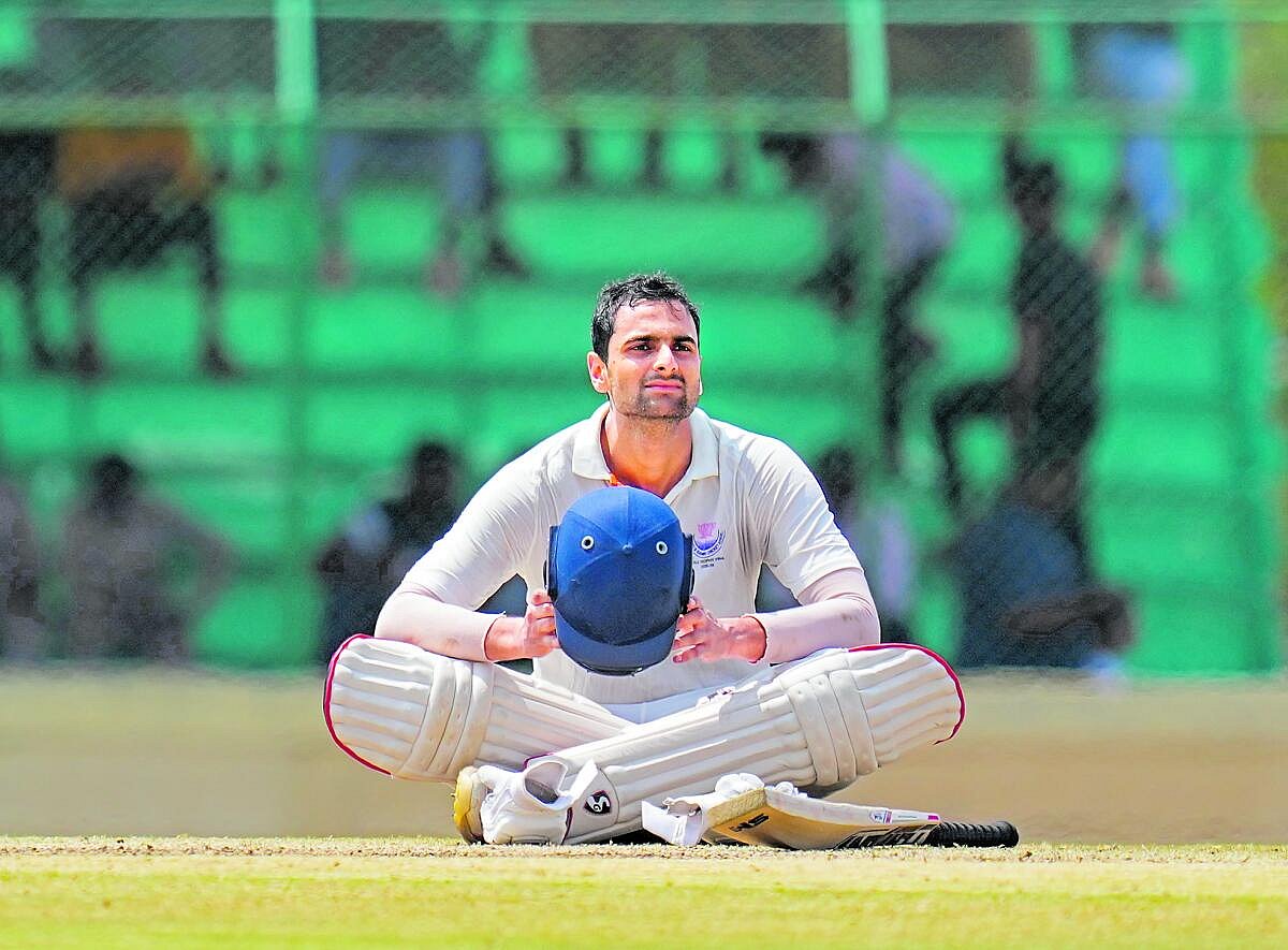 ರಣಜಿ ಟ್ರೋಫಿ ಕ್ರಿಕೆಟ್ ಫೈನಲ್: ಟಾಸ್‌ಗೂ ಮುನ್ನ ತಂಡ ಸೇರಿದ್ದ ಕಮ್ರಾನ್‌