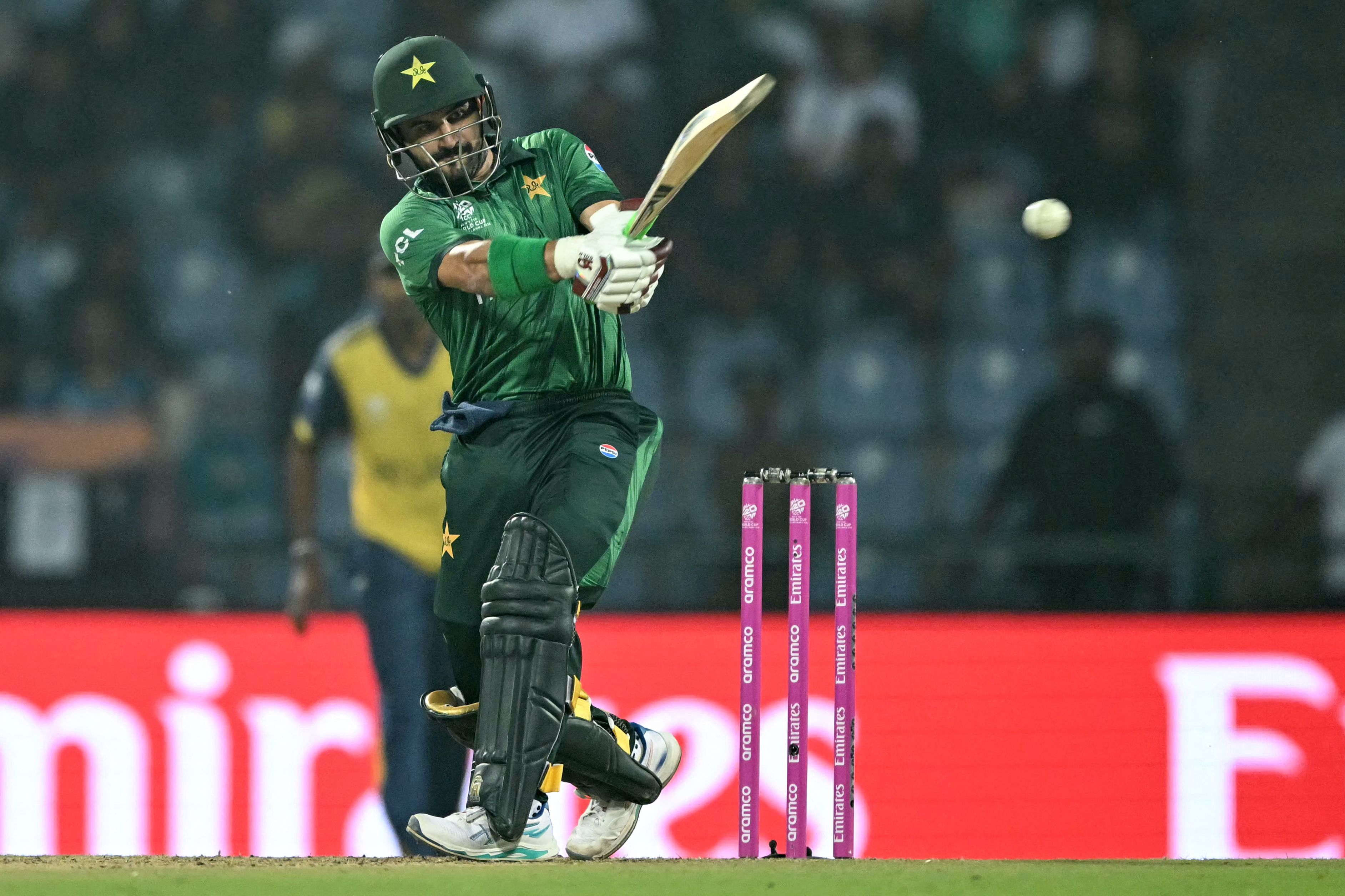 ಹೊಡೆತವೊಂದನ್ನು ಬಾರಿಸಿದ ಸಾಹಿಬ್‌ಝಾದಾ ಫರ್ಹಾನ್‌ 