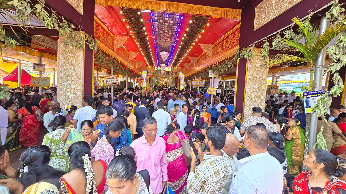 ಶಿರಸಿ | ಕಳೆಗಟ್ಟಿದ ಮಾರಿ ಜಾತ್ರೆ 