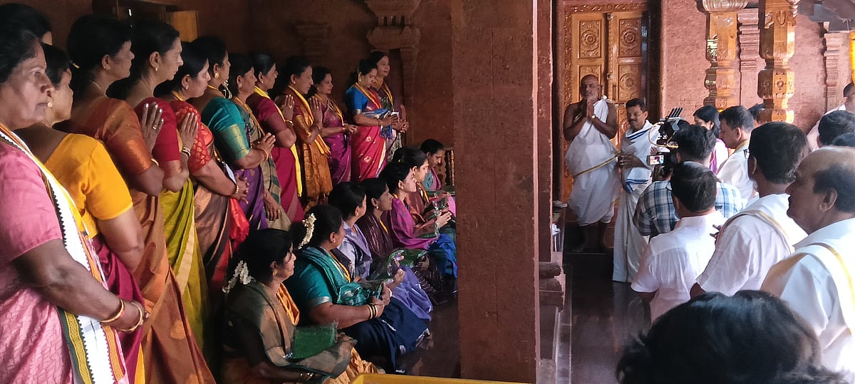 ಪುತ್ತೂರು: ಗೆಜ್ಜೆಗಿರಿಯಲ್ಲಿ 'ಮಡಿಲ ಪ್ರಸಾದ' ಸಂಭ್ರಮ