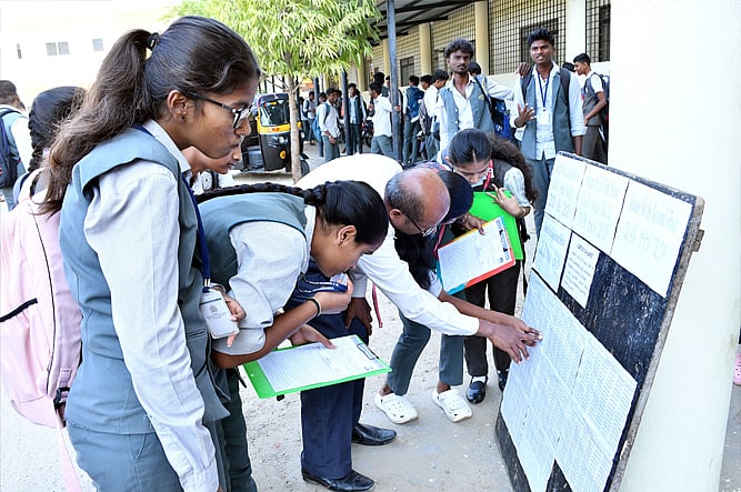 ಶಿವಮೊಗ್ಗ | ದ್ವಿತೀಯ ಪಿಯು ಪರೀಕ್ಷೆ ಆರಂಭ: ಮೊದಲ ದಿನ ಸುಸೂತ್ರ