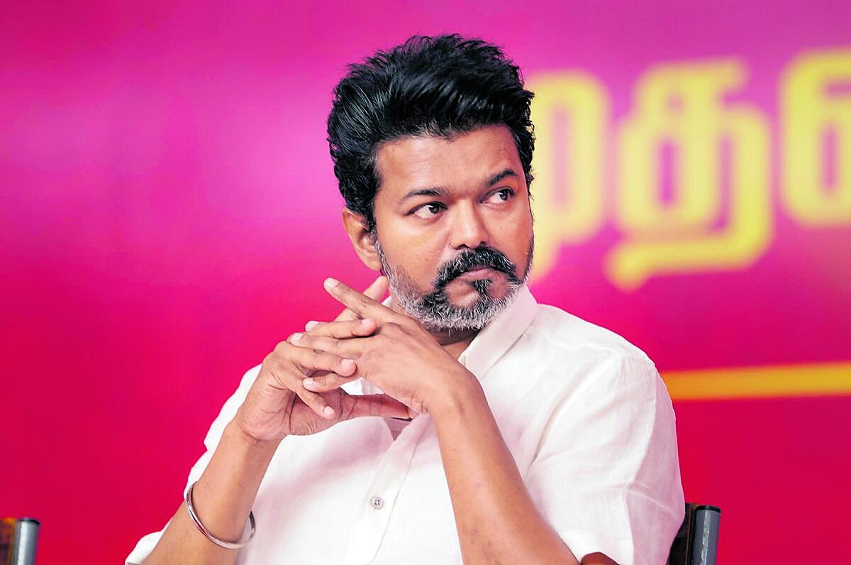 ದಾಂಪತ್ಯದಲ್ಲಿ ಬಿರುಕು: ವಿಜಯ್ ಸಂಸಾರದ ಬಗ್ಗೆ ಮಾತನಾಡಿದ್ದ ಅಪ್ಪನ ವಿಡಿಯೊ ವೈರಲ್