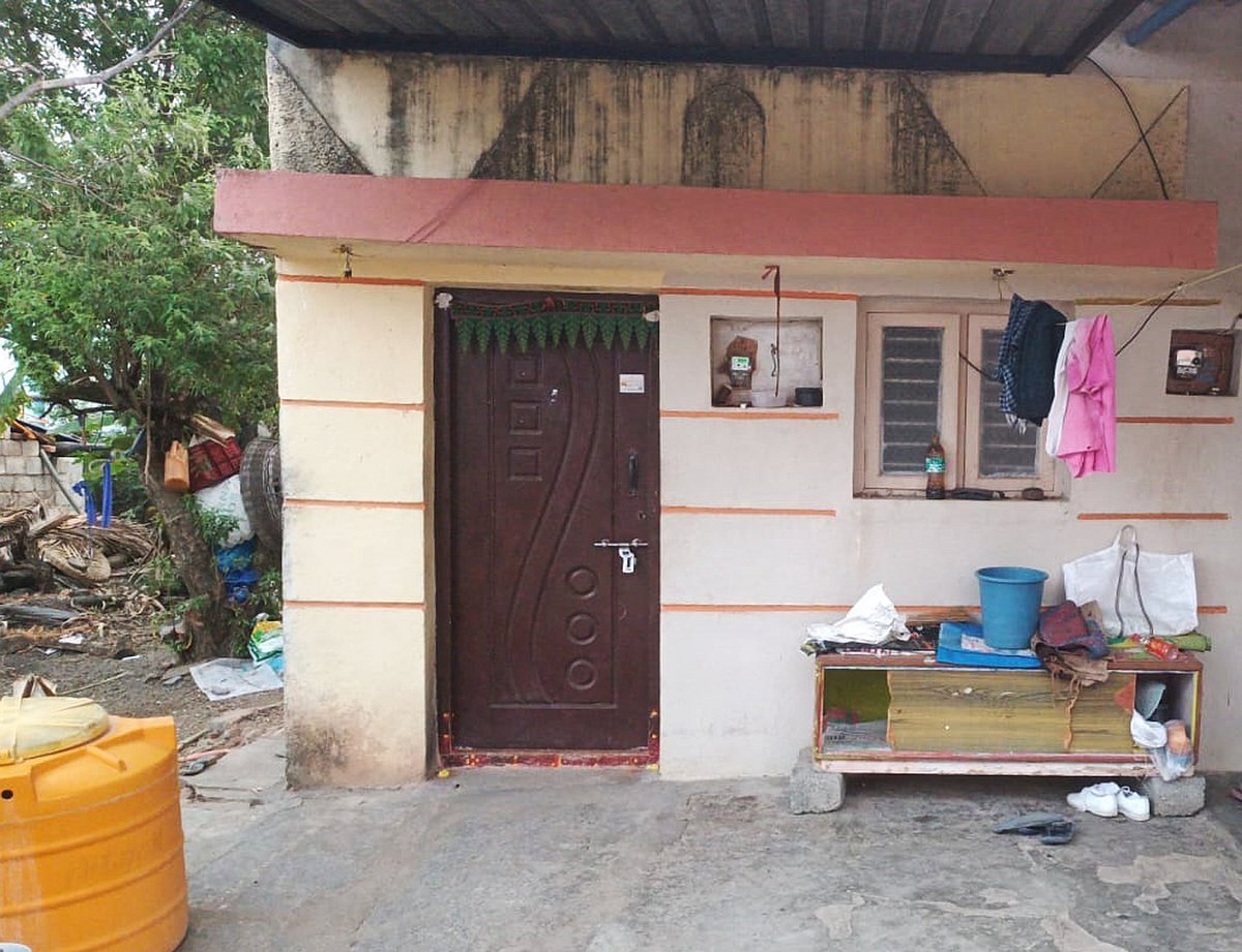 ಕೊರಟಗೆರೆ | ಕಲ್ಲುಗುಟ್ಟರಹಳ್ಳಿ ಅಂಗನವಾಡಿ ಬಾಡಿಗೆ ಕಟ್ಟಡಕ್ಕೆ ಸ್ಥಳಾಂತರ