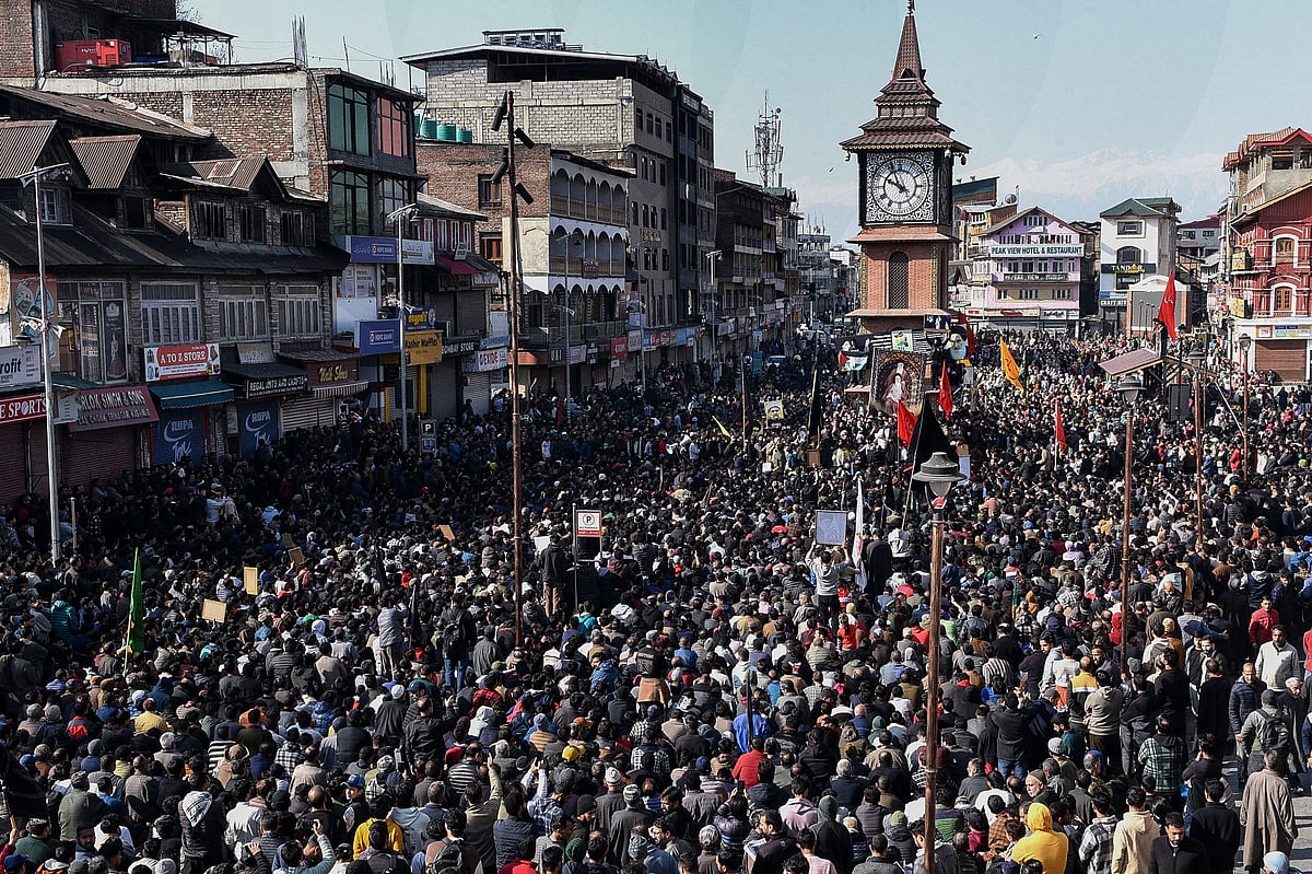 ಖಮೇನಿ ಹತ್ಯೆಗೆ ಆಕ್ರೋಶ: ದೇಶದ ಹಲವೆಡೆ ಪ್ರತಿಭಟನೆ, ಶೋಕಾಚರಣೆ