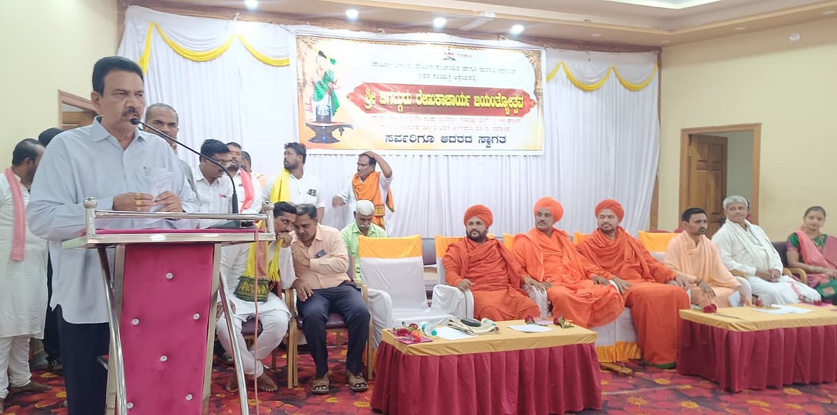 ನರಗುಂದ| ಮುಂದಿನ ಪೀಳಿಗೆಗೆ ಸಂಸ್ಕಾರ ರೂಢಿಸಿ: ಶಾಸಕ ಸಿ.ಸಿ. ಪಾಟೀಲ