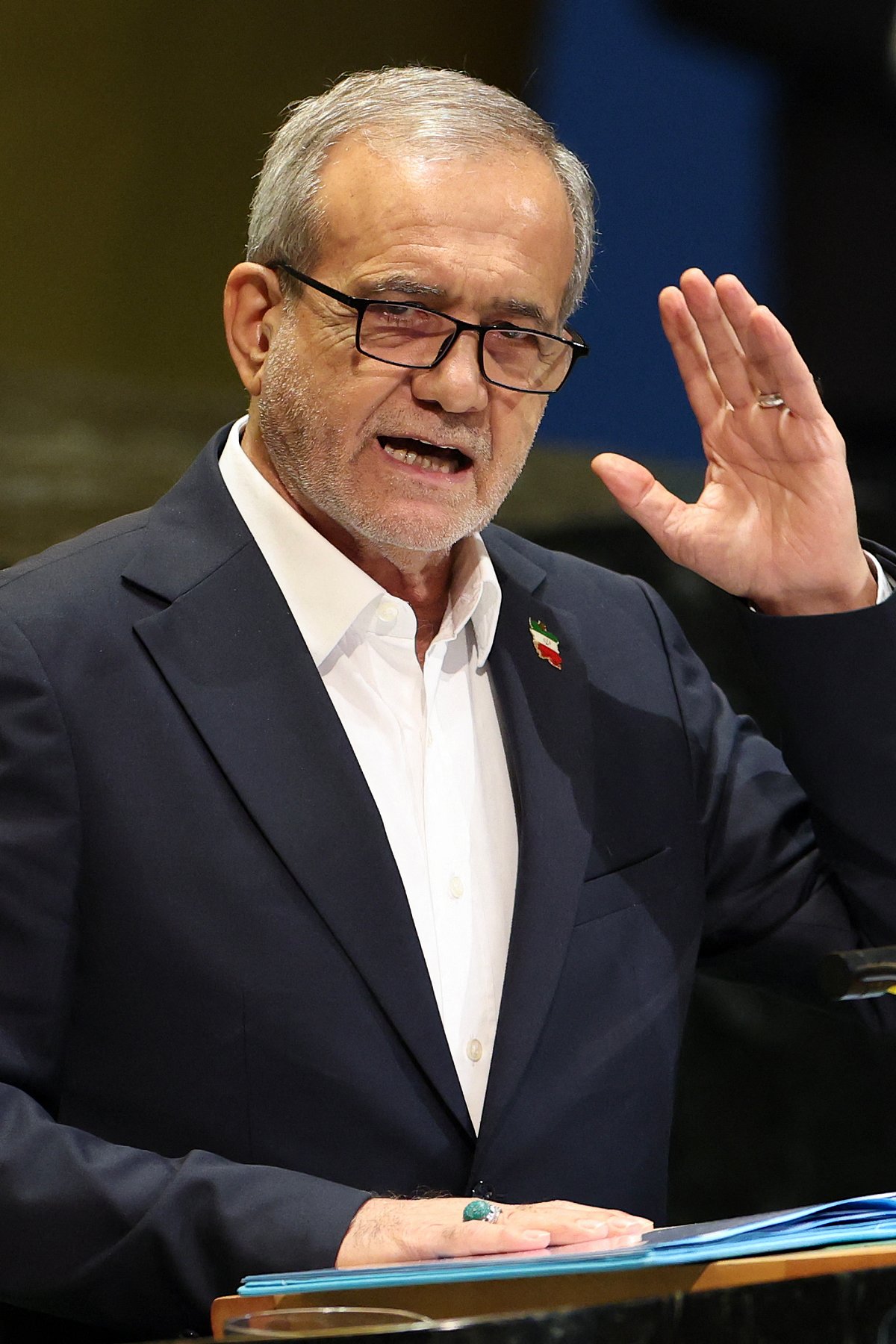 ಅಯತೊಲ್ಲಾ ಅಲಿ ಖಮೇನಿ ಹತ್ಯೆ:ಹೊಸ ನಾಯಕತ್ವ ಮಂಡಳಿಯಿಂದ ಕೆಲಸ ಆರಂಭ–ಪೆಜೆಶ್ಕಿಯಾನ್‌