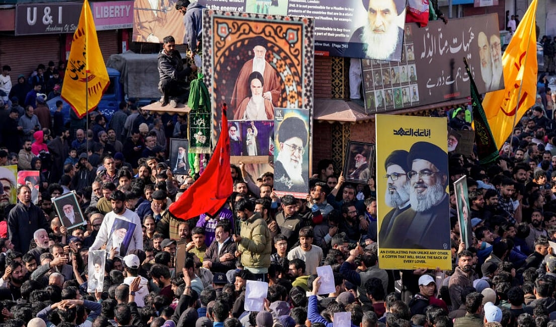 ಖಮೇನಿ ಹತ್ಯೆ | ಅಮೆರಿಕ-ಇಸ್ರೇಲ್ ವಿರುದ್ಧ ಅಕ್ರೋಶ: ಕಾಶ್ಮೀರದಲ್ಲಿ ಪ್ರತಿಭಟನೆ