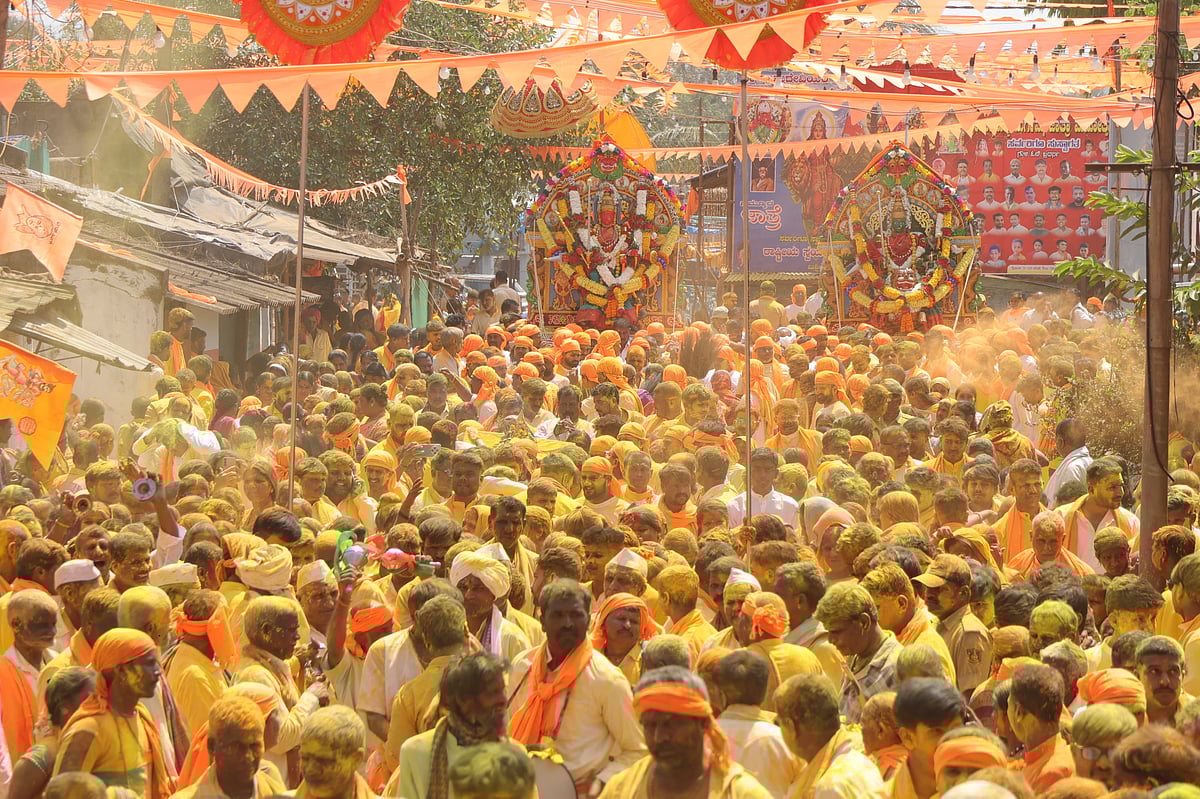 ಕಲಘಟಗಿ: ಮಿಶ್ರಿಕೋಟಿ ಗ್ರಾಮದೇವಿಯರ ಜಾತ್ರೆಗೆ ಚಾಲನೆ