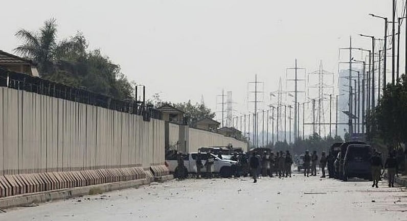 ಖಮೇನಿ ಹತ್ಯೆಗೆ ಖಂಡನೆ: ಪಾಕ್‌ನಲ್ಲಿ ಅಮೆರಿಕ ರಾಯಭಾರ ಕಚೇರಿ ಧ್ವಂಸ; 8 ಮಂದಿ ಸಾವು