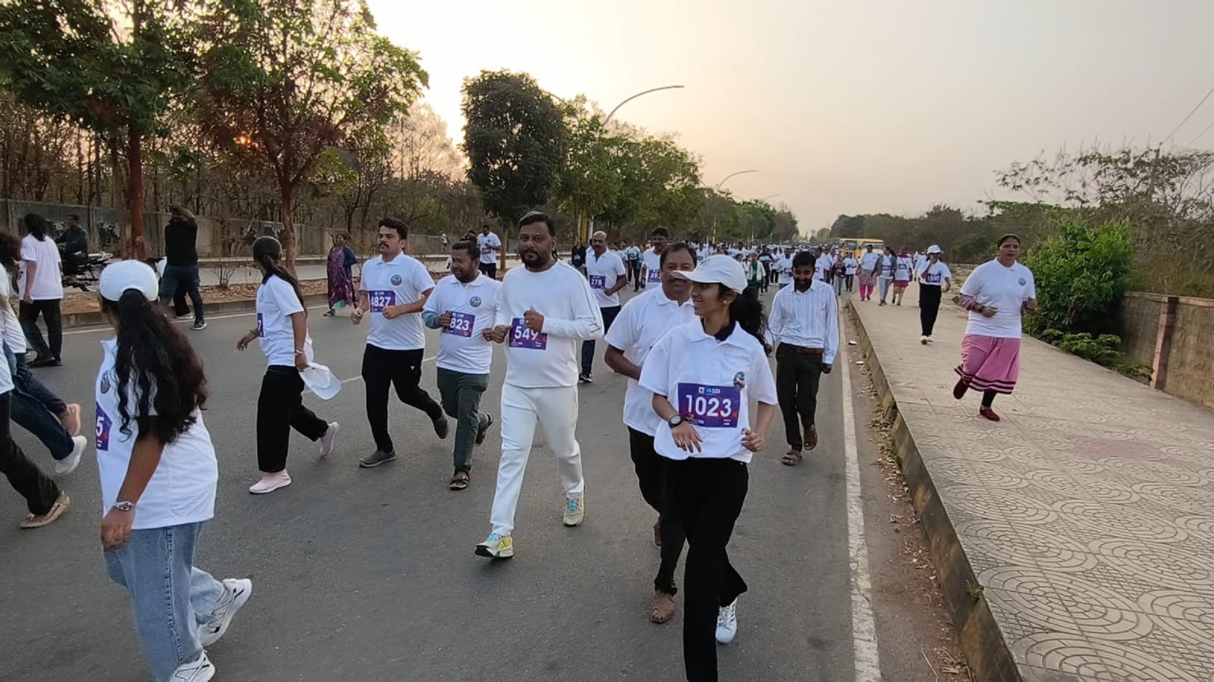 ಪೊಲೀಸ್ ಓಟದಲ್ಲಿ ಭಾಗವಹಿಸಿದ್ದ ಜನರು.