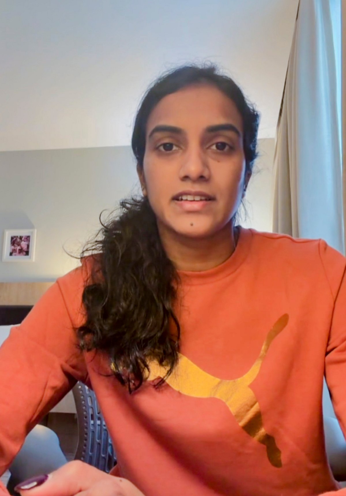 100 ಮೀ. ದೂರದಲ್ಲಿಯೇ ಸ್ಫೋಟವಾಯಿತು...: ದುಬೈನಲ್ಲಿ ಸಿಲುಕಿದ ಪಿ.ವಿ.ಸಿಂಧು