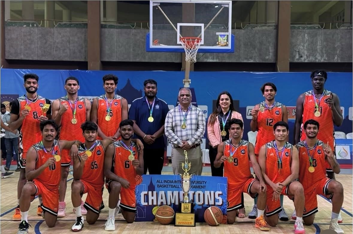 ಬ್ಯಾಸ್ಕೆಟ್‌ಬಾಲ್‌ ಚಾಂಪಿಯನ್‌ಷಿಪ್‌: ಜೈನ್‌ ವಿಶ್ವವಿದ್ಯಾಲಯ ತಂಡಕ್ಕೆ ಪ್ರಶಸ್ತಿ
