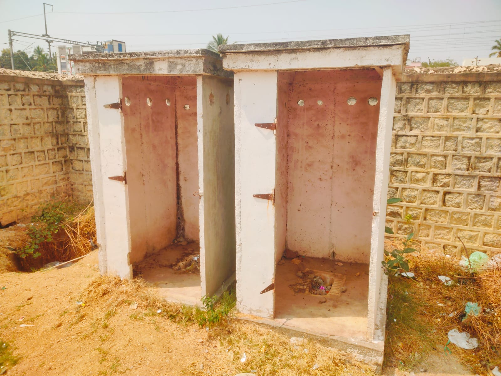 ಶೌಚಾಲಯಗಳ ದುಸ್ಥಿತಿ