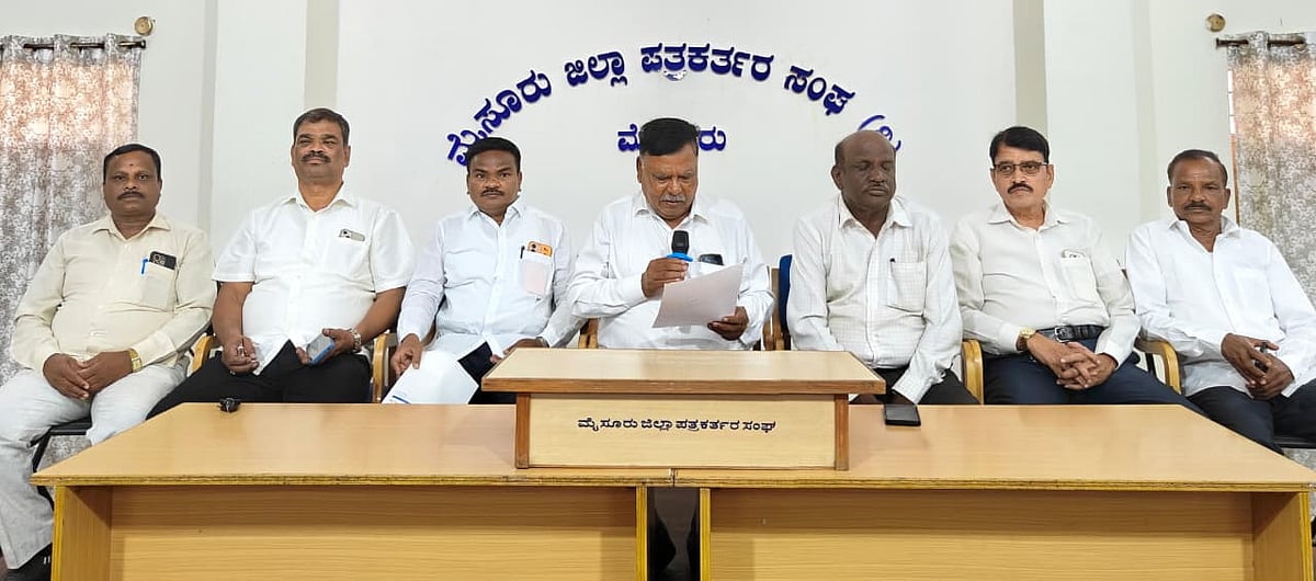 ಎರಡೂ ಸಮುದಾಯಕ್ಕೂ ನ್ಯಾಯ ದೊರಕಿಸಲು ಒತ್ತಾಯ: ಹರಿಹರ ಆನಂದಸ್ವಾಮಿ