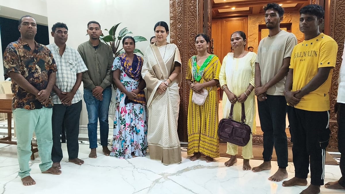 ಆಫ್ರಿಕಾದಲ್ಲಿ ಬಂಧನ ಭೀತಿ ಎದುರಿಸುತ್ತಿದ್ದ ಹಕ್ಕಿಪಿಕ್ಕಿ ಸಮುದಾಯದ ಜನ ತವರಿಗೆ 