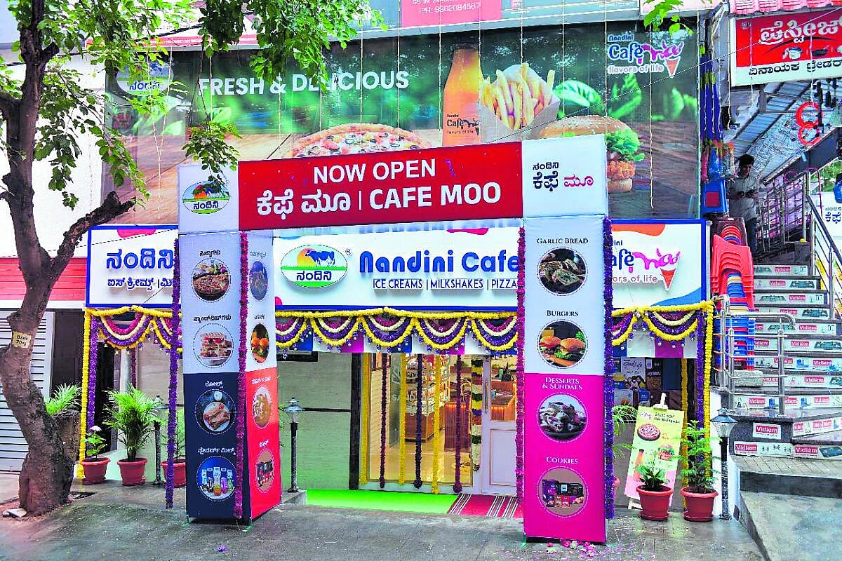 ಮಾಲ್‌ ಅನುಭವ ನೀಡುವ ನಂದಿನಿ ಶಾಪಿ: ಹೈಟೆಕ್ ‘ಕೆಫೆ ಮೂ’ಗೂ ಒತ್ತು 