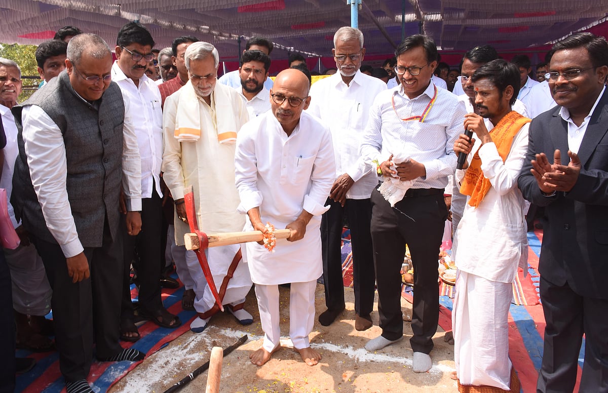 ಭಾರತೀಯ ವೈದ್ಯರಿಗೆ ವಿಶ್ವದಾದ್ಯಂತ ಮನ್ನಣೆ: ಸಚಿವ ಡಾ.ಶರಣಪ್ರಕಾಶ ಪಾಟೀಲ