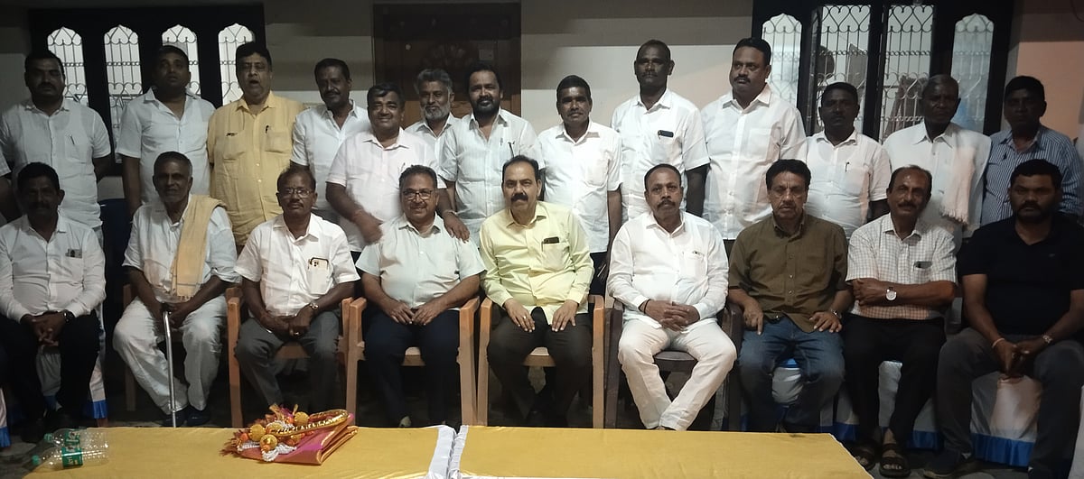 ಹಾಸನ | ಚುನಾವಣೆಯಲ್ಲಿ ಸೋತವರಿಗೇ ಮಣೆ: ಅಸಮಾಧಾನ ಹೊರಹಾಕಿದ ಕಾಂಗ್ರೆಸ್ ಮುಖಂಡರು