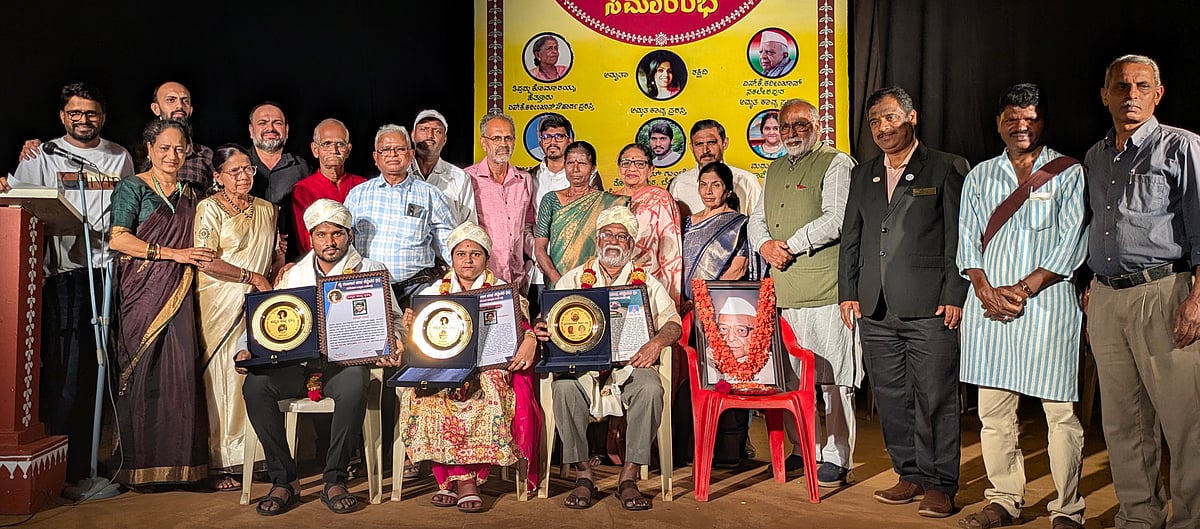 ಹಣಕ್ಕೆ ಗೌರವ ಡಾಕ್ಟರೇಟ್‌ | ಕಠಿಣ ಕ್ರಮ ಕೈಗೊಳ್ಳಿ: ಮಹಾಬಲೇಶ್ವರ್‌ ಒತ್ತಾಯ