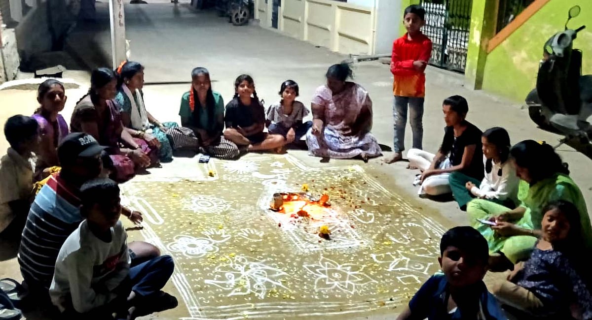 ಬಾಗೇಪಲ್ಲಿ: ಪರಿಶಿಷ್ಟರ ಕಾಲೊನಿಗಳಲ್ಲಿ ಚಂದಿರಮ್ಮ ಪೂಜೆ