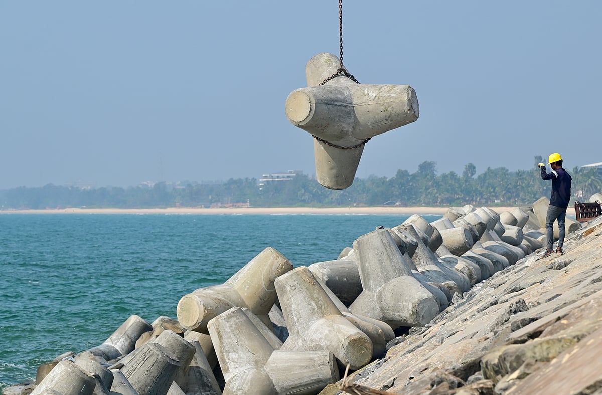 ಮಂಗಳೂರು: ಕುಳಾಯಿ ಮೀನುಗಾರಿಕಾ ಬಂದರಿನ ಕಾಮಗಾರಿ ಪುನಾರಂಭ