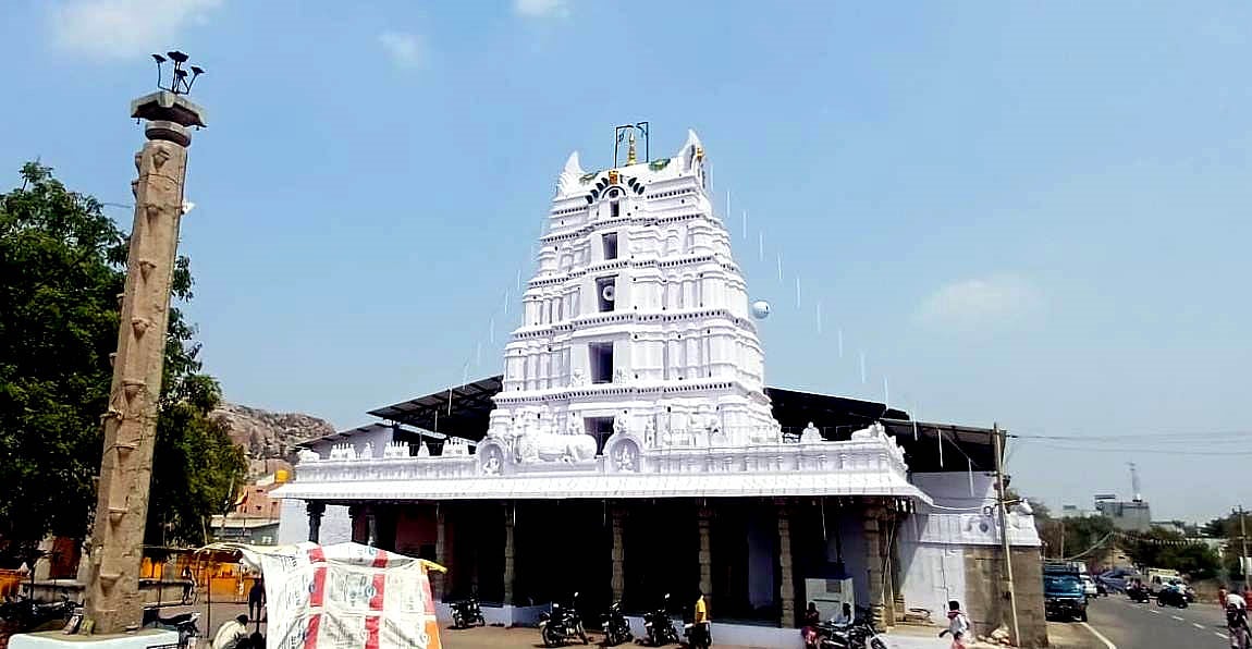 ಕುರುಗೋಡು ದೊಡ್ಡಬಸವೇಶ್ವರ ರಥೋತ್ಸವ ಇಂದು: ಐತಿಹಾಸಿಕ ಪಟ್ಟಣದಲ್ಲಿ ಸಂಭ್ರಮ