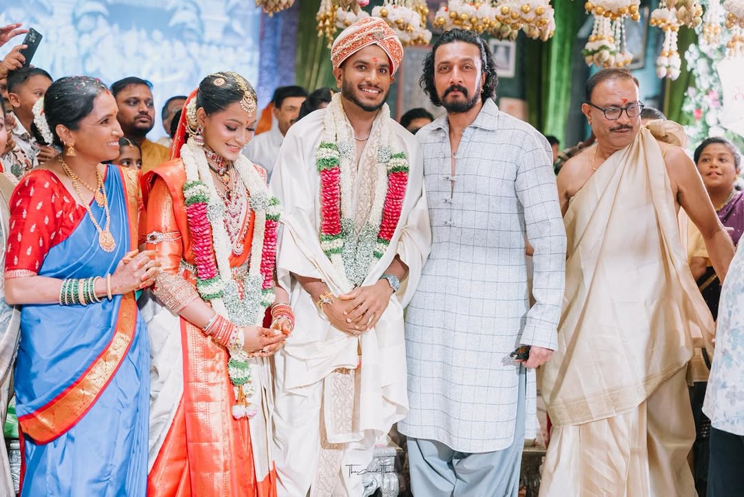 ಕ್ರಿಕೆಟಿಗ  ವೈಶಾಕ್ ವಿಜಯ್ ಕುಮಾರ್ ದಂಪತಿ, ಕಿಚ್ಚ ಸುದೀಪ್