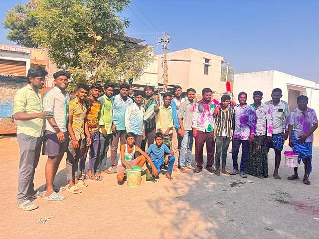 ವಡಗೇರಾ ಪಟ್ಟಣವನ್ನು ಹೊರತು ಪಡಿಸಿ ಕೆಲವು ಗ್ರಾಮಗಳಲ್ಲಿ ಹೋಳಿ ಹಬ್ಬ ಆಚರಣೆ
