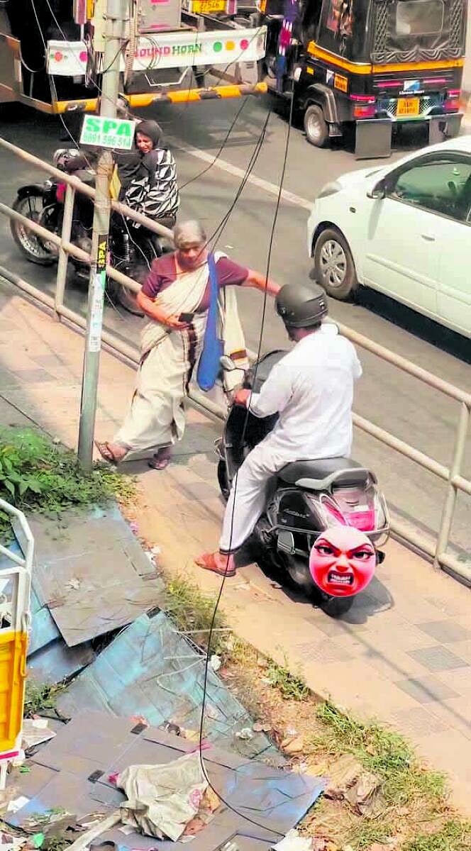 ಪ್ರಭೇಚಿಯ ಫುಟ್‌ಪಾತ್‌ ಹೋರಾಟ..