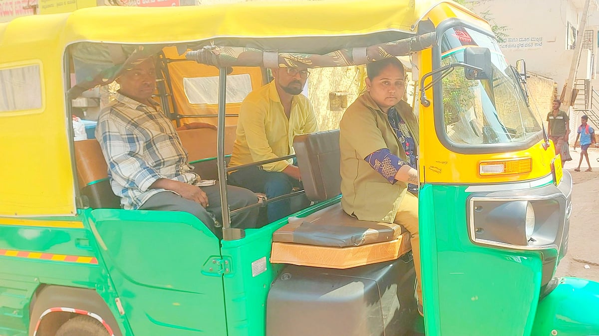 ಚಾಲುಕ್ಯರ ನಾಡು ಬಾದಾಮಿಯಲ್ಲಿ ಏಕೈಕ ಲೇಡಿ ಆಟೊ ಡ್ರೈವರ್! ಸ್ವಾವಲಂಬಿ ಜೀವನದ ಗೀತಾ