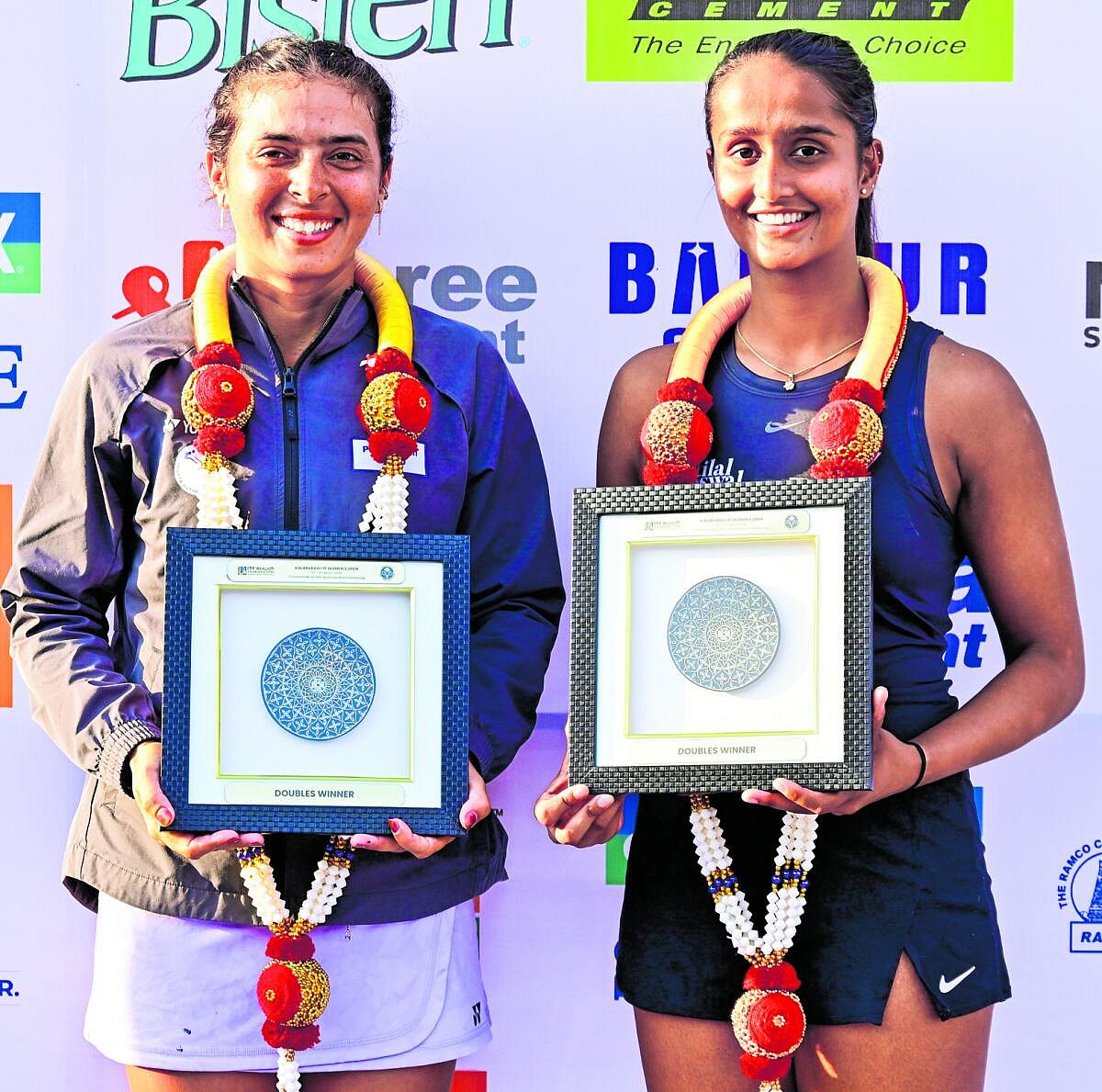 ಕಲಬುರಗಿ ಓಪನ್ ಟೆನಿಸ್‌: ಡಬಲ್ಸ್‌ ಪ್ರಶಸ್ತಿ ಗೆದ್ದ ಅಂಕಿತಾ–ವೈಷ್ಣವಿ