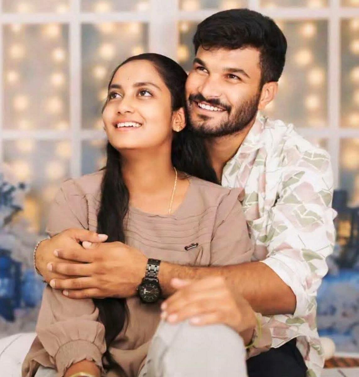 ಕೆ.ಆರ್ ಪೇಟೆ: ಬಾಡಿಗೆ ಮನೆಯಲ್ಲಿ ನೇಣು ಬಿಗಿದುಕೊಂಡು ದಂಪತಿ ಆತ್ಮಹತ್ಯೆ