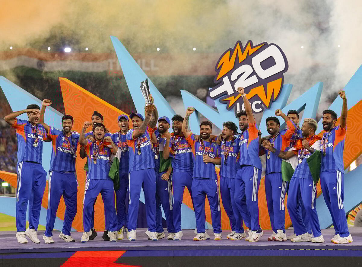 PHOTOS | ಕಿವೀಸ್‌ ಕಿವಿ ಹಿಂಡಿದ ಟೀಂ ಇಂಡಿಯಾ; ಆಟಗಾರರ ಸಂಭ್ರಮ ಹೀಗಿತ್ತು...