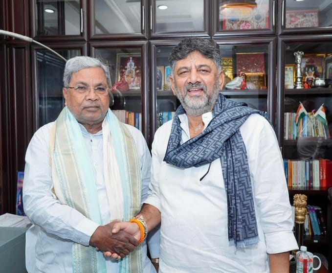 ಡಿಕೆಶಿಗೆ ಉಜ್ವಲ ರಾಜಕೀಯ ಭವಿಷ್ಯವಿದೆ, ಹೋರಾಟದಲ್ಲಿ ಜೊತೆಯಾಗಿರುವೆ: ಸಿದ್ದರಾಮಯ್ಯ