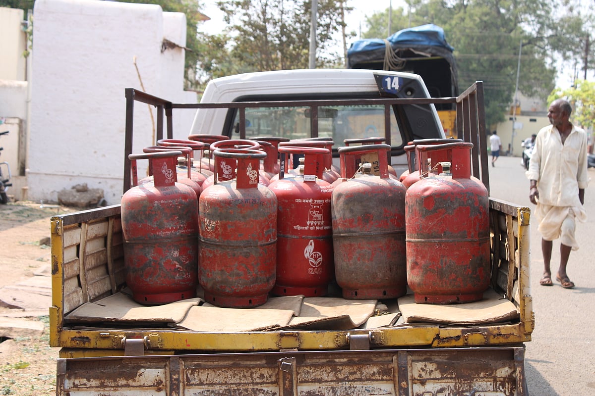 ಬಾಗಲಕೋಟೆ: ಹೋಟೆಲ್‌ಗಳಿಗೆ ತಟ್ಟಿದ ಸಿಲಿಂಡರ್‌ ಕೊರತೆ ಬಿಸಿ