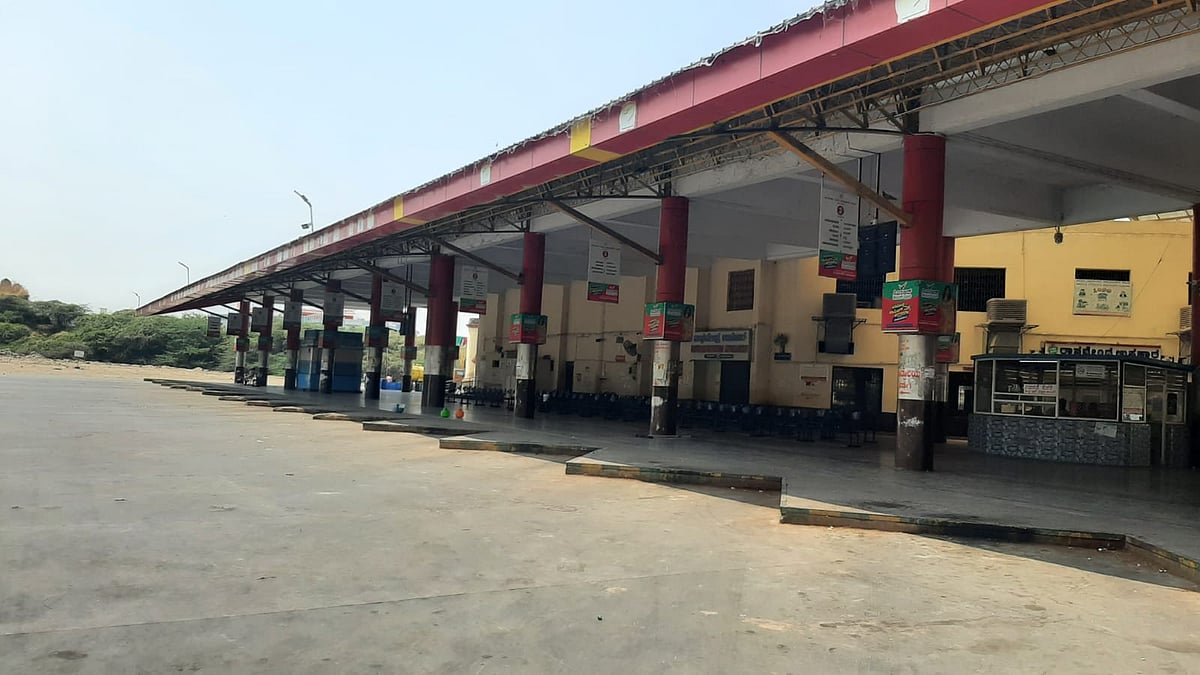 ಒಳ ಮೀಸಲಾತಿ ಅನುಷ್ಠಾನಕ್ಕೆ ಒತ್ತಾಯ: ರಾಯಚೂರು ಬಂದ್‌ಗೆ ಉತ್ತಮ ಪ್ರತಿಕ್ರಿಯೆ