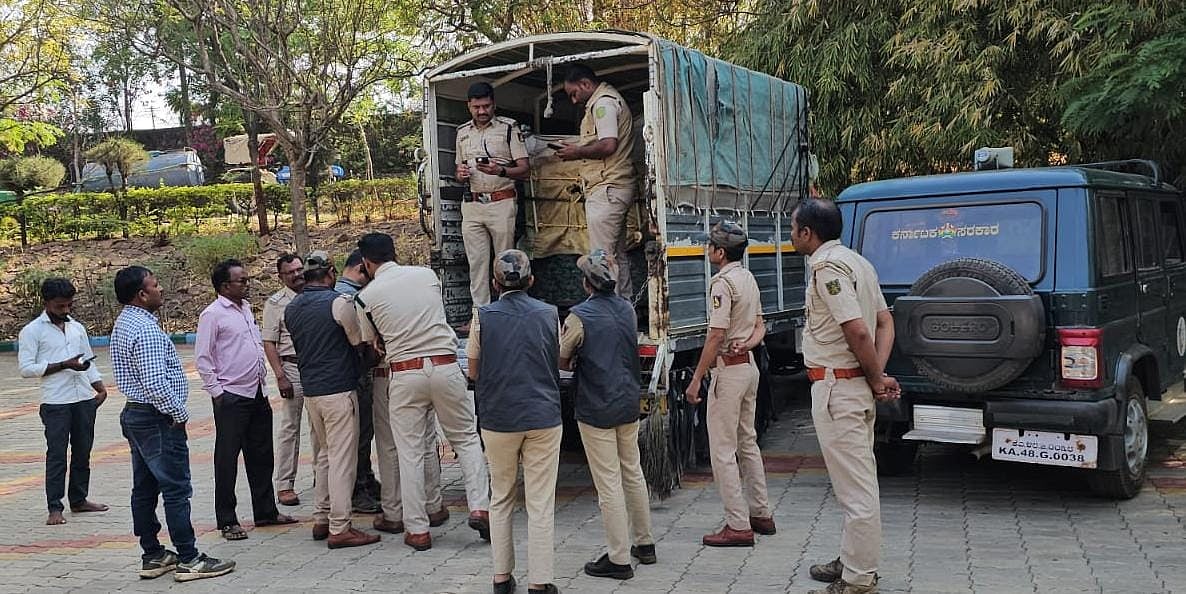 ಬೋನಿಗೆ ಬಿದ್ದ ಚಿರತೆ: ಜನರು ನಿರಾಳ