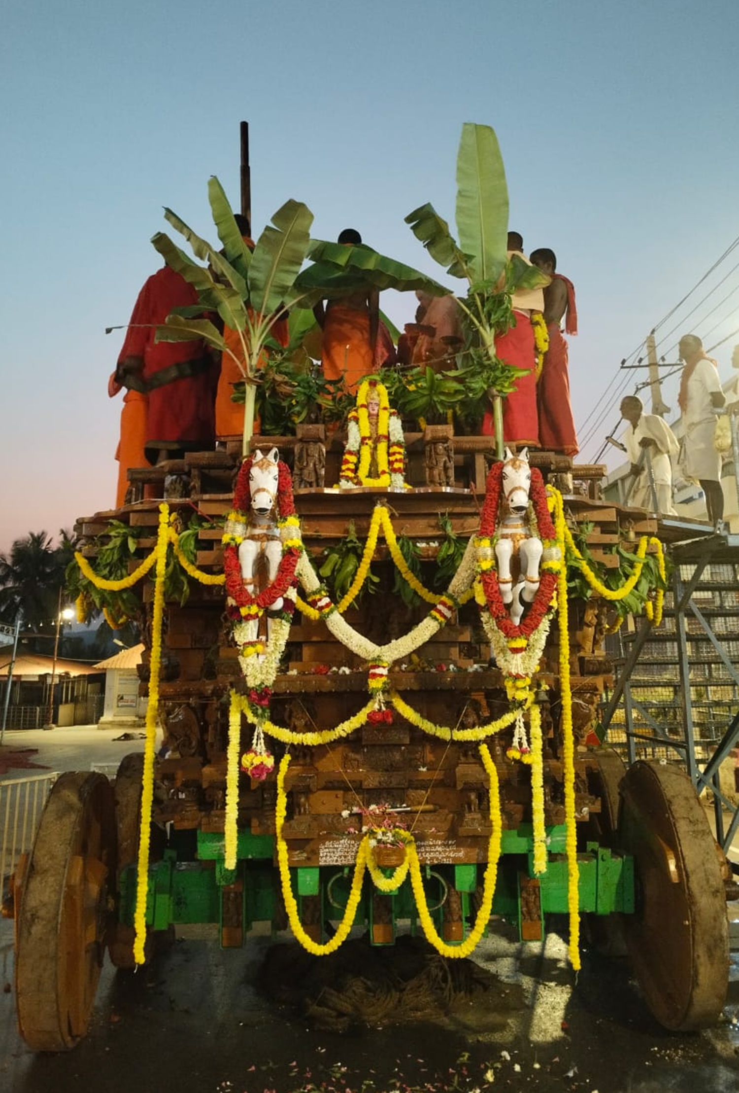 ರಥ ನಿರ್ಮಾಣ ಕಾರ್ಯ