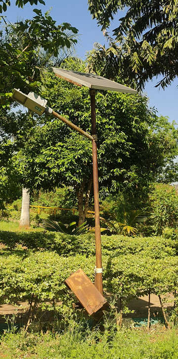 ಹಾಳಾದ ಸೋಲಾರ್ ವಿದ್ಯುತ್ ದೀಪ