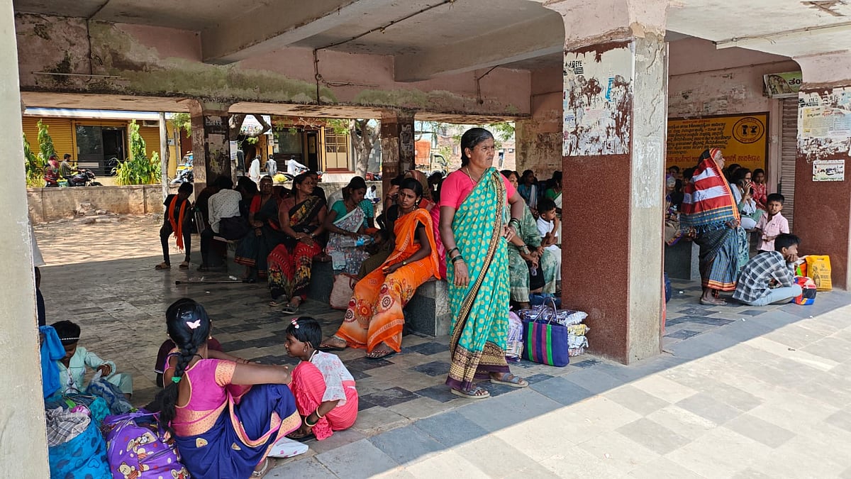 ಹನುಮಸಾಗರ: ನನಸಾಗದ ಹೈಟೆಕ್‌ ಬಸ್‌ ನಿಲ್ದಾಣದ ಕನಸು