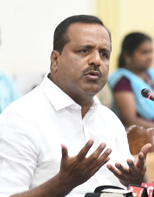 ವಿಧಾನಸಭೆ: ಪ್ರಶ್ನೆಗಳಿಗೆ ಉತ್ತರಿಸದ ಸಚಿವರ ವಿರುದ್ಧ ಸಭಾಧ್ಯಕ್ಷ ಖಾದರ್ ಗರಂ