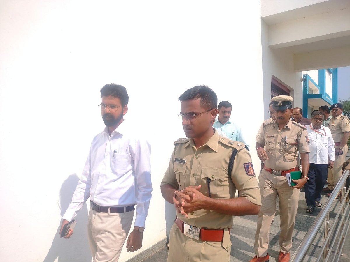 ಯಾದಗಿರಿಯ ಹಾಸ್ಟೆಲ್‌ನಲ್ಲಿ ನೇಣು ಬಿಗಿದ ಸ್ಥಿತಿಯಲ್ಲಿ ವಿದ್ಯಾರ್ಥಿನಿ ಶವ ಪತ್ತೆ