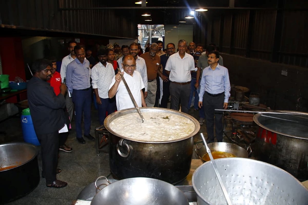 ಕೋರಮಂಗಲದಲ್ಲಿ ಹಸಿ ತ್ಯಾಜ್ಯದಿಂದ ಬಯೋಗ್ಯಾಸ್:  ಹೋಟೆಲ್‌ಗಳಿಗೆ ಸರಬರಾಜು