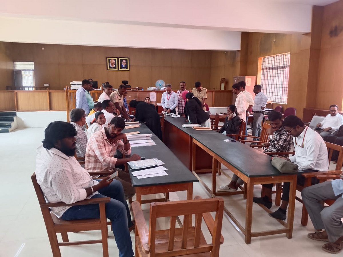 ಬಂಗಾರಪೇಟೆಯಲ್ಲಿ ರಾಷ್ಟ್ರೀಯ ಲೋಕ ಅದಾಲತ್:
ನೂರಾರು ಪ್ರಕರಣಗಳು ಇತ್ಯರ್ಥ