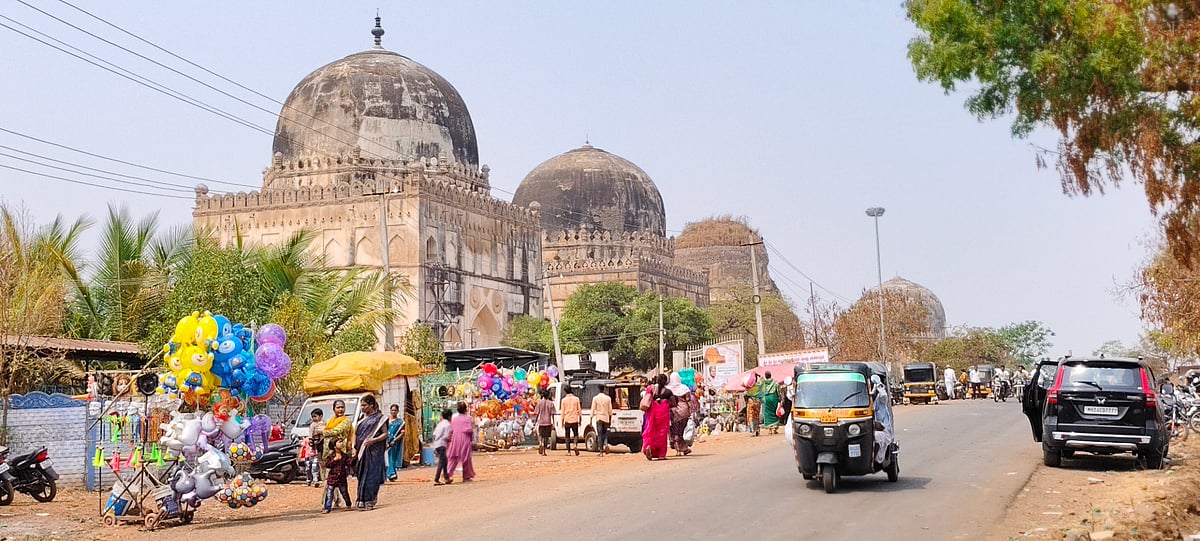 ಅಷ್ಟೂರ್‌ ಜಾತ್ರಾ ಮಹೋತ್ಸವ: ಪೈಲ್ವಾನರ ಪಟ್ಟುಗಳಿಗೆ ಮನಸೋತ ಕುಸ್ತಿಪ್ರಿಯರು